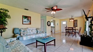 Living Room with pull out Queen size bed.  Smart TV with Cable.