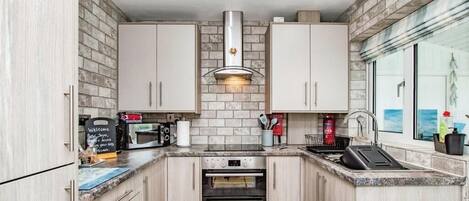 Fully equipped kitchen - everything you would want for that home from home feel.