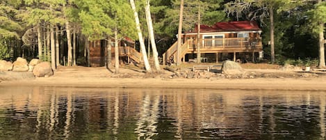 Welcome to Loon Lodge and Bunkie!
