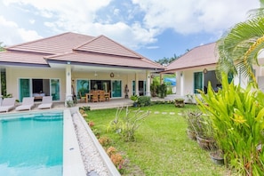 PACOTTE, nice living villa with private 