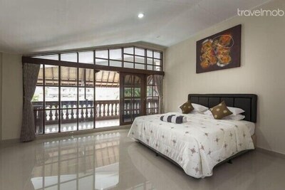 Luxury & Stylish 5 bedroom villa, Sanur