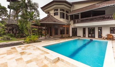 Luxury & Stylish 5 bedroom villa, Sanur