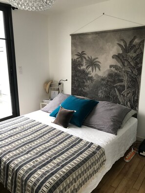 Suite parentale donnant sur une terrasse privative