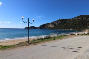 Agios Georgios Pagoi Beach