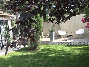 jardin terrasse atelier gite