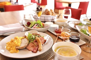 Breakfast meal