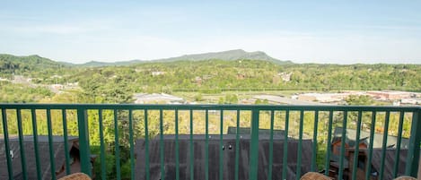 Enjoy your morning breakfast on the balcony and views of the valley below.