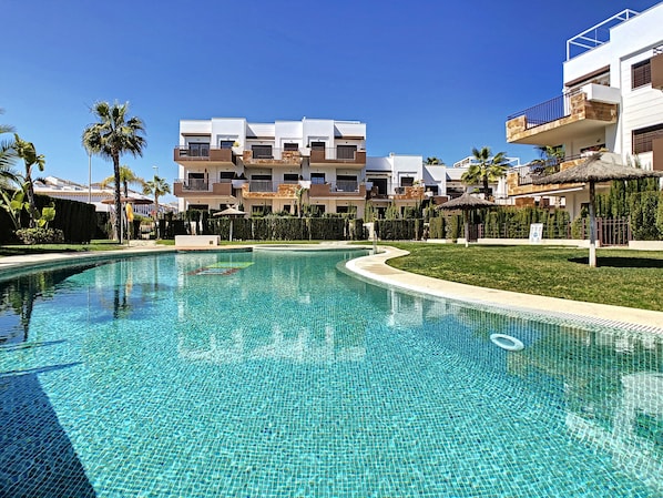 Zapholiday- 3010- appartement Orihuela Costa, Costa Blanca - piscine