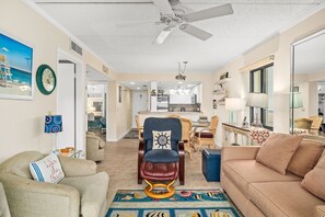 5211 Living Area 