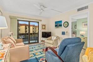 5211 Living Room 