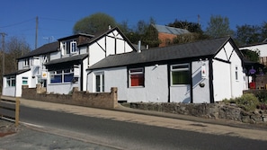 Welsh Row House, front view.