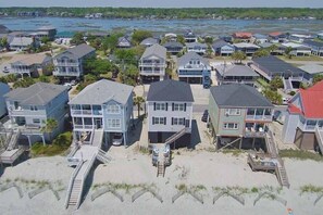 Just minutes to the Murrell's Inlet Marshwalk