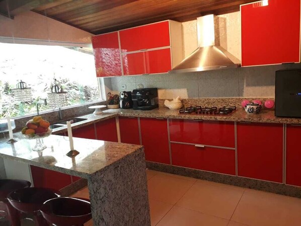 Private kitchen