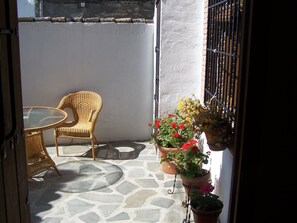 Puerta del patio a la casa