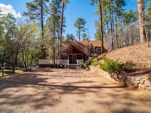 As you pull your car into it's spot here, you can guarantee that serenity awaits you and your group just up those steps and into the front door!