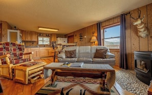 Cozy living room to relax after a day full of adventure.