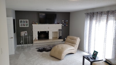 1,800 sq ft 2Bdm Modern, Private House South Edmonton!