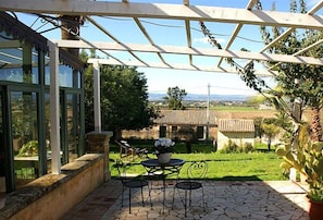 Den sizilianischen Sommer genießen - auf der Terrasse der Villa Antica!
