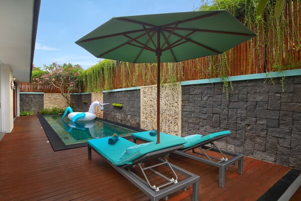 Cozy 3 Bedrooms Pool Villa in Legian