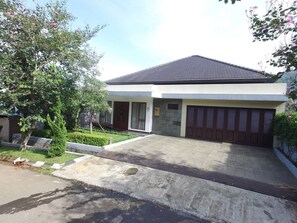 Exterior building