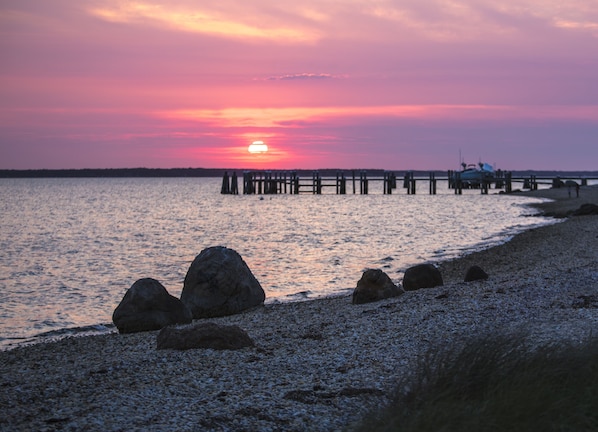 Stroll to Sunset Beach where your kayak awaits.