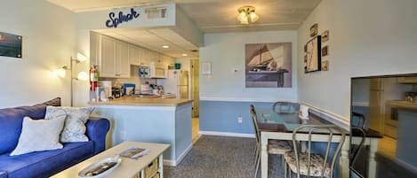 Wildwood Vacation Rental | 1BR | 1BA | 408 Sq Ft | Steps to Enter