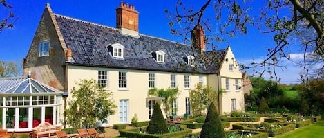 Lime washed Georgian South Facade of Swafield Hall, April