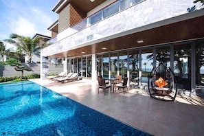 LUXURY VILLA FOR A LUXURY VACATION