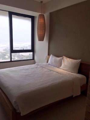 A2A- STUNNING-SEAVIEW APARTMENT IN HYATT