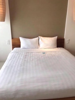 A2A- STUNNING-SEAVIEW APARTMENT IN HYATT