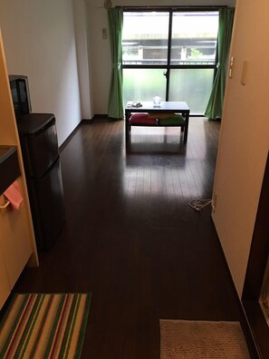 Takahata Apartment 105