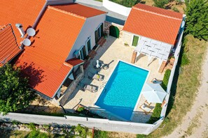 Piscine maison de vacances