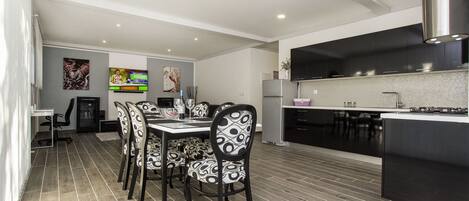 Spacious open plan kitchen diner