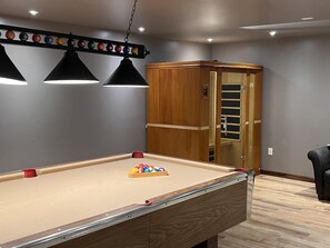 Sauna in the basement 