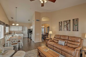 Living Room | Free WiFi | Central Heating & A/C