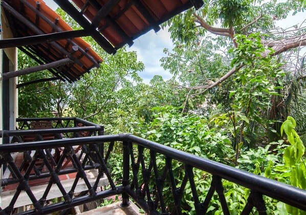 Enjoy the magic of Playa’s lush jungle