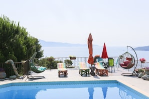 Utomhuspool