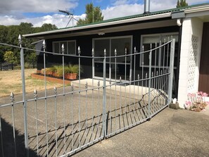 Fully fenced