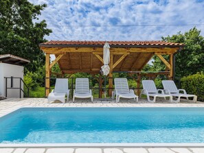Water, Sky, Cloud, Plant, Azure, Tree, Swimming Pool, Shade, Building, Outdoor Furniture