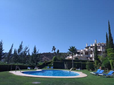 Capanes del Golf - Stunning 2 Bed Golfer and Family-friendly Apartment