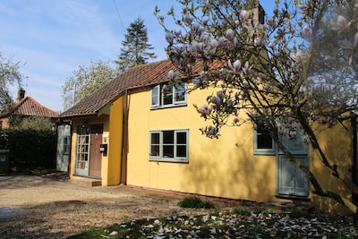 Tranquility personified! This countryside cottage has been lovingly restored