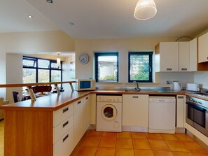 Grove Lodge Holiday Homes, Riverside Holiday Accommodation in Killorglin, County Kerry