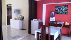 2 BR House Near Hartono Mall and Monjali