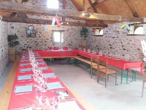 Banquet hall