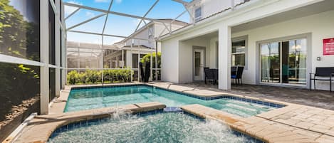 Private Pool and Spa