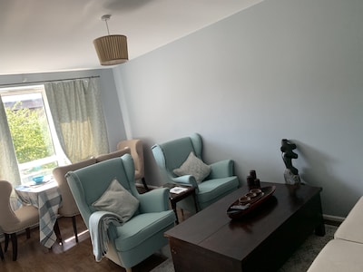 Classy One bed Apartment in Trendy Chiswick (Sleeps 4)