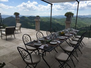 Outdoor dining