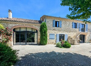 Extérieur