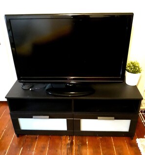 TV with HDMI cable for use with your laptop