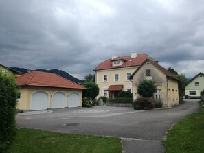 Esterni